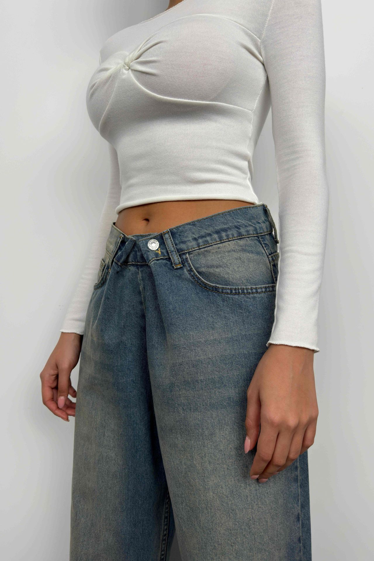 Jeans & Trousers