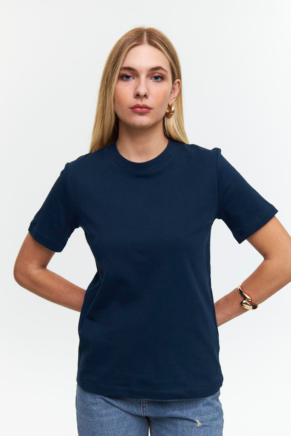 Zeitloses Essential-T-Shirt mit Rundhalsausschnitt in Marineblau